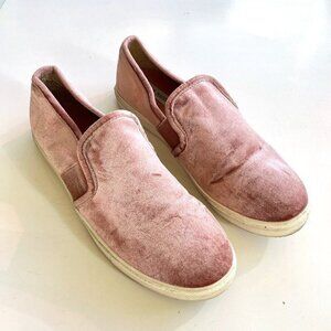 Steve Madden Evangel Rose Gold Pink Velvet Slip On Fashion Sneakers Size 8M Shoe